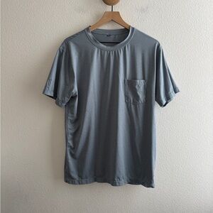 Vuori Feather Pocket Tshirt